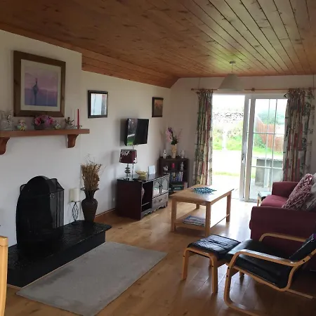 Cliff View, 2 Knockrahaderry